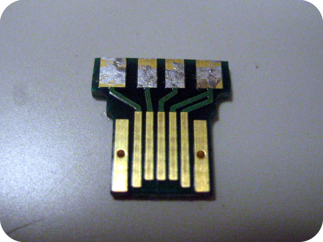 Logitec ポータブルタイプ USB 2.0 外付型1.3GB MO LMO-PBB1345U2